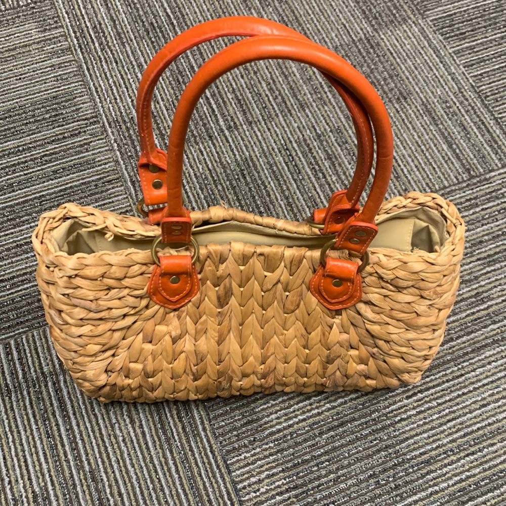 Stylish Tan Woven Handbag with Orange Accents
